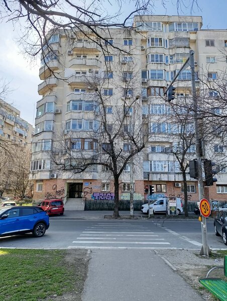 AFI Cotroceni,apartament 1 camera la 12 minute de Metrou Academia Militara,