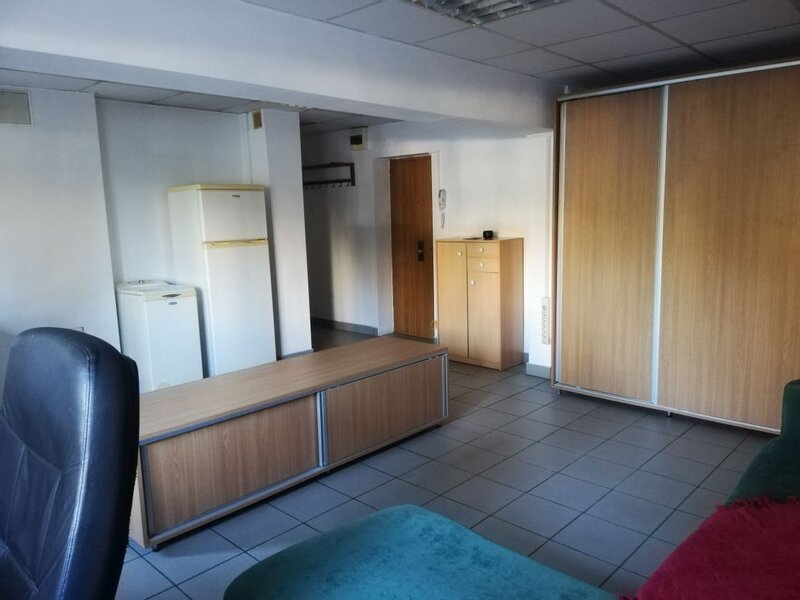 AFI Cotroceni apartament 1 camera la 12 minute de Metrou Academia Militara,