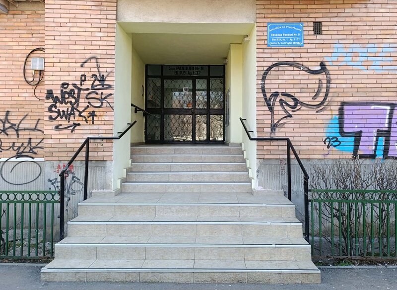 AFI Cotroceni,apartament 1 camera la 12 minute de Metrou Academia Militara,